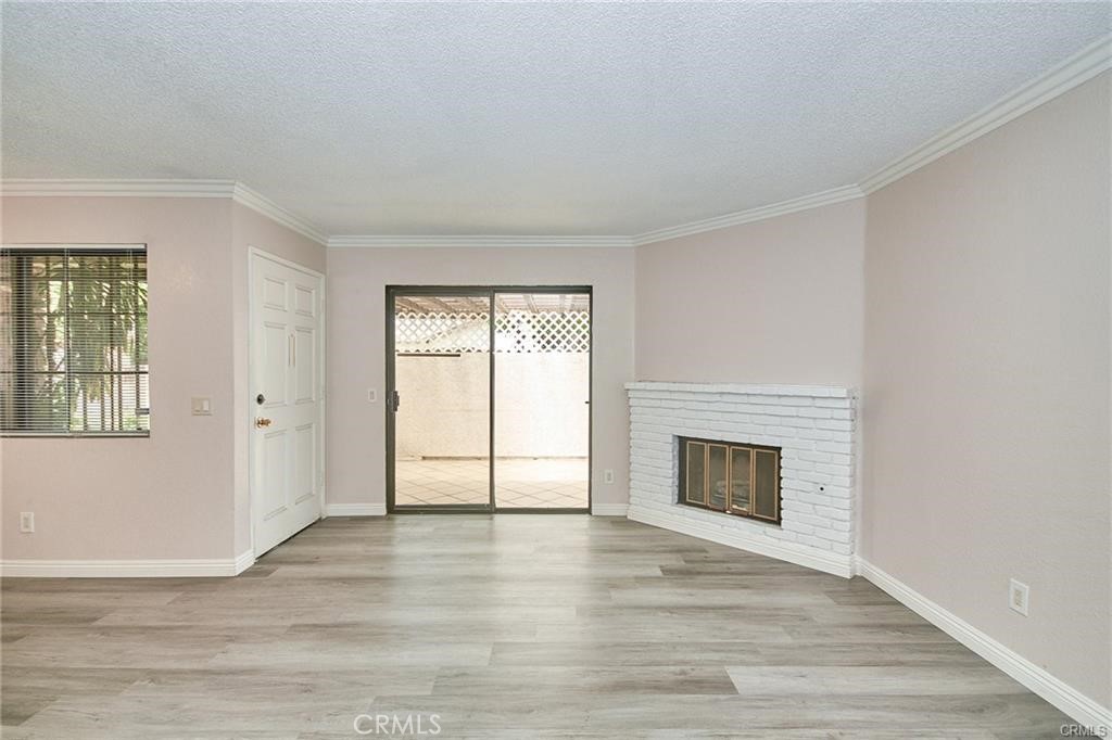 15426 Hayland Property Photo 3