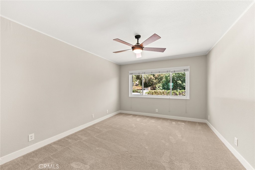 547 W 25th Property Photo 31