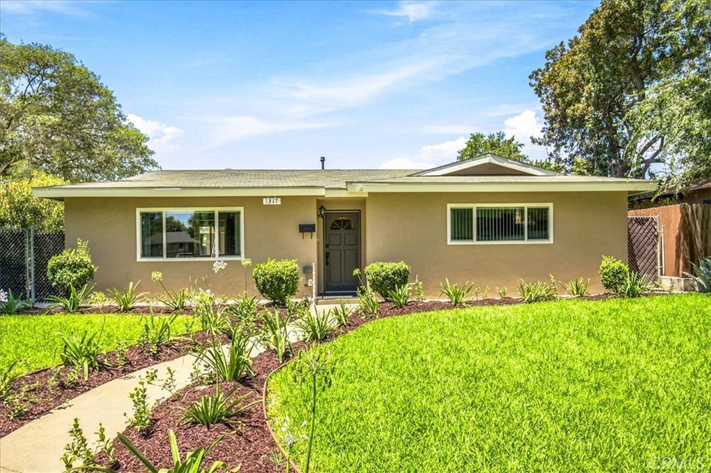 1317 5th Property Photo 2