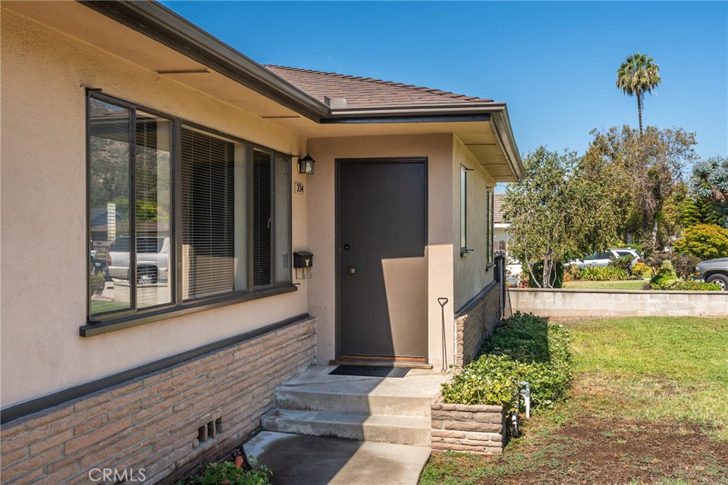 334 W Virginia Property Photo 3