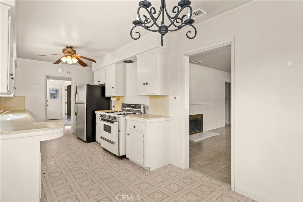 334 W Virginia Property Photo 9