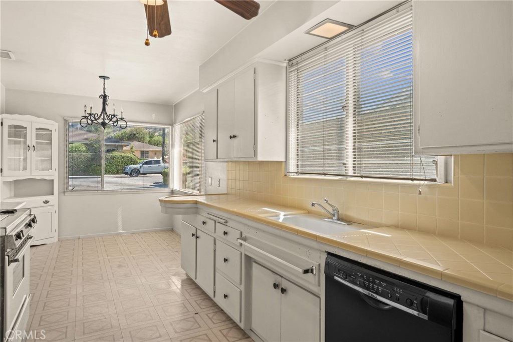 334 W Virginia Property Photo 12