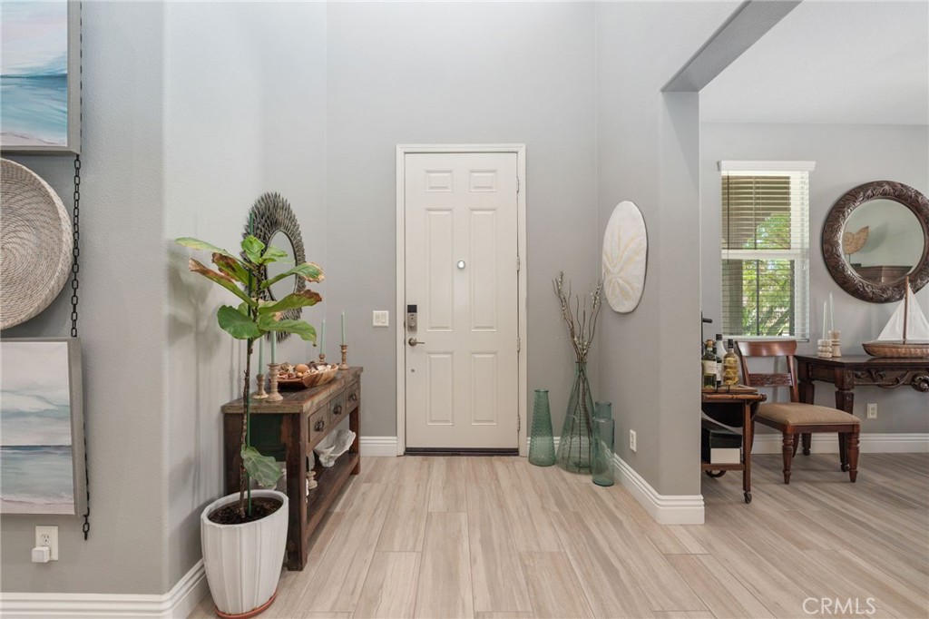 30180 Cheveley Park Property Photo 4