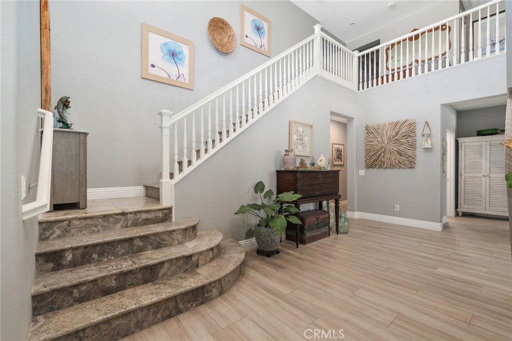 30180 Cheveley Park Property Photo 5