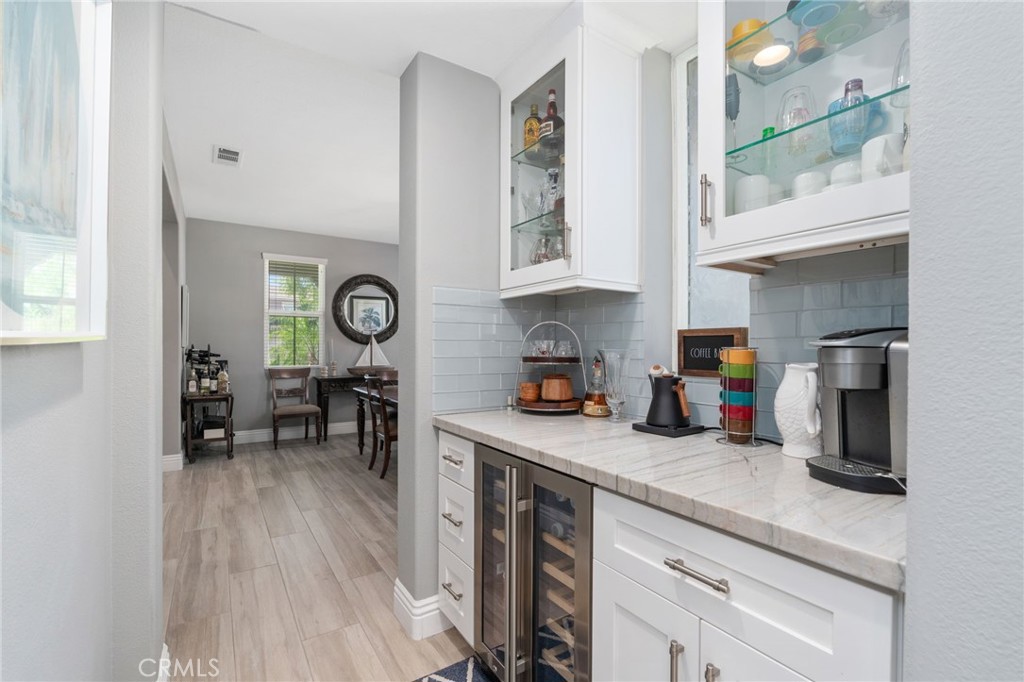30180 Cheveley Park Property Photo 8