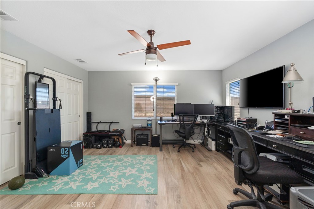30180 Cheveley Park Property Photo 27