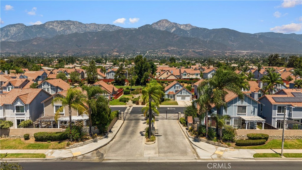 9755 Caldaro Street Property Photo 45