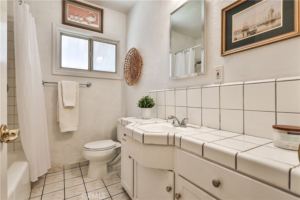 1680 Granada Place Property Photo 6