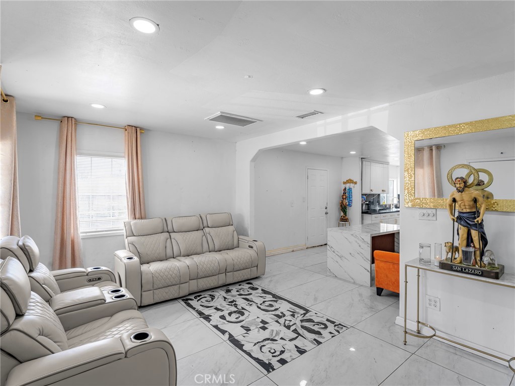 6958 37th Street Property Photo 26