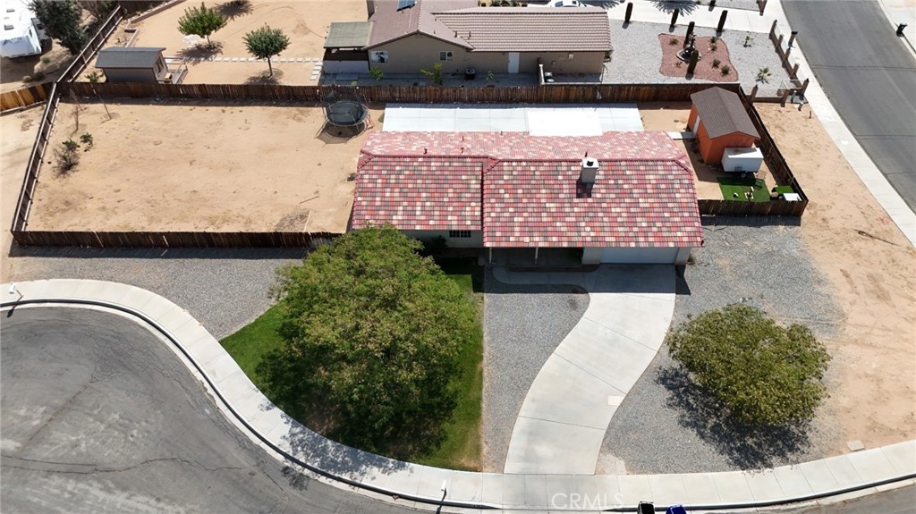 14168 Tu Su Property Photo 4