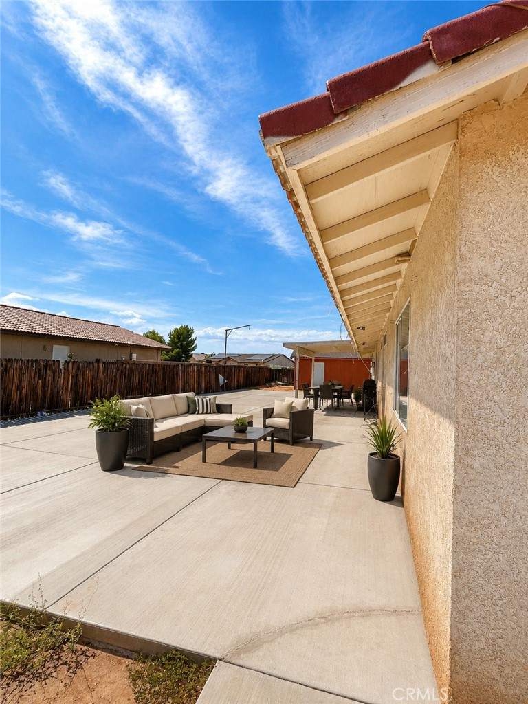 14168 Tu Su Property Photo 19