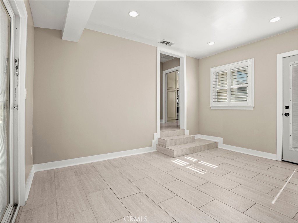 5736 Country Lane Property Photo 24