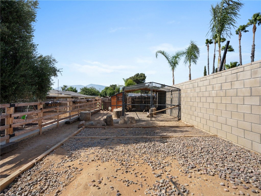 5736 Country Lane Property Photo 36
