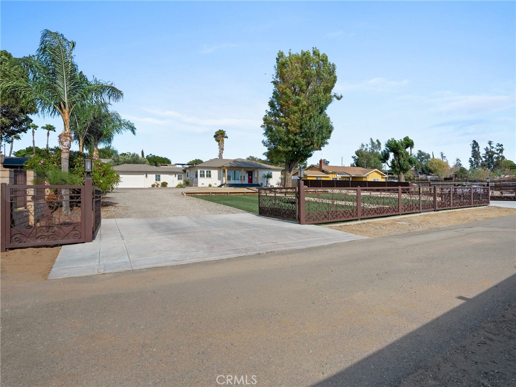 5736 Country Lane Property Photo 44