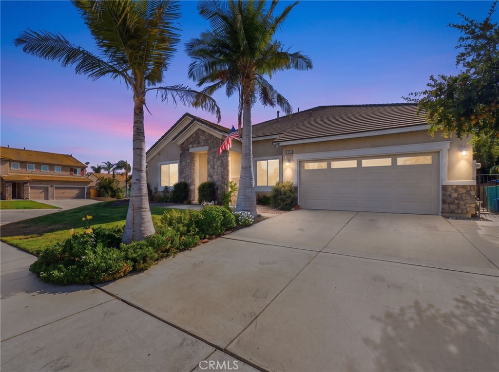 6383 Emerald Ridge Way Property Photo 2