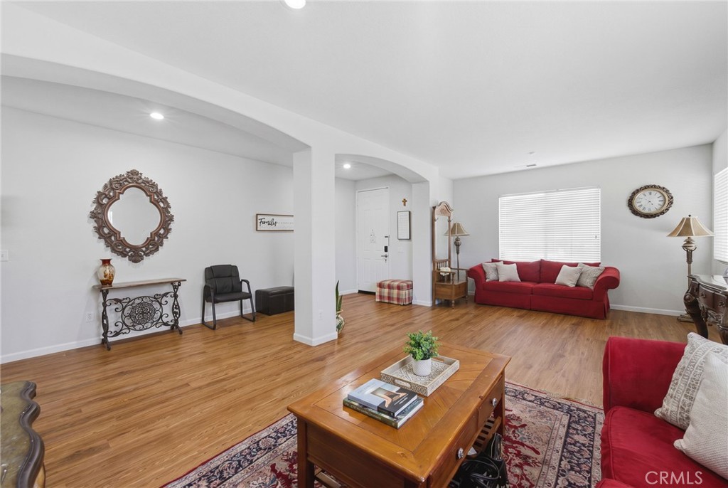 6383 Emerald Ridge Way Property Photo 7