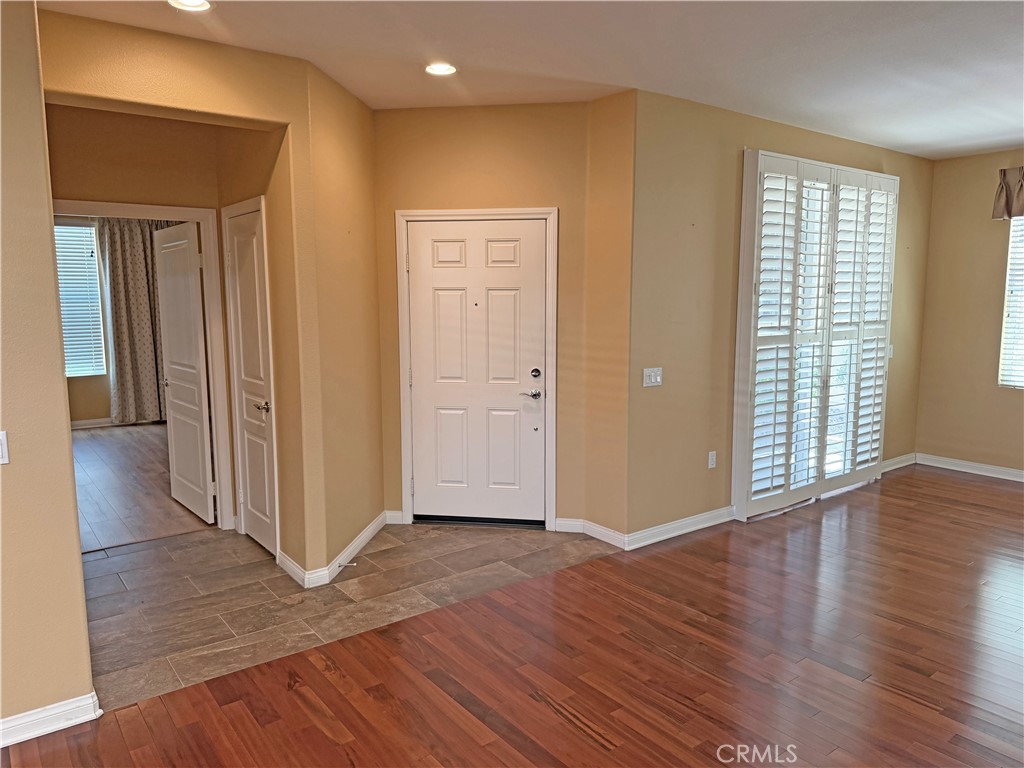 267 White Sands Property Photo 5