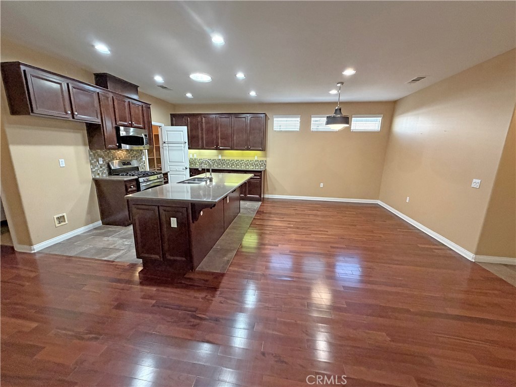 267 White Sands Property Photo 6