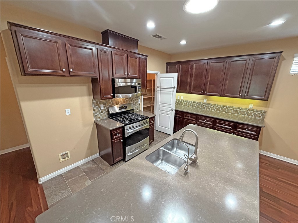 267 White Sands Property Photo 7