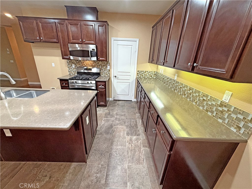 267 White Sands Property Photo 9