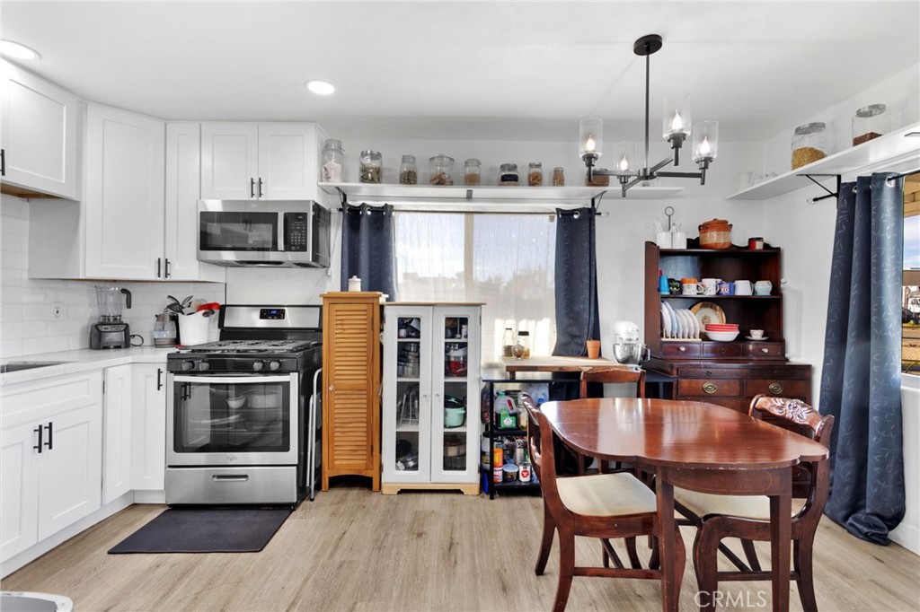 15109 Anacapa Road Property Photo 11