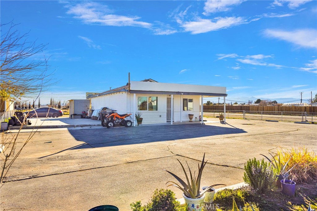 15109 Anacapa Road Property Photo 22