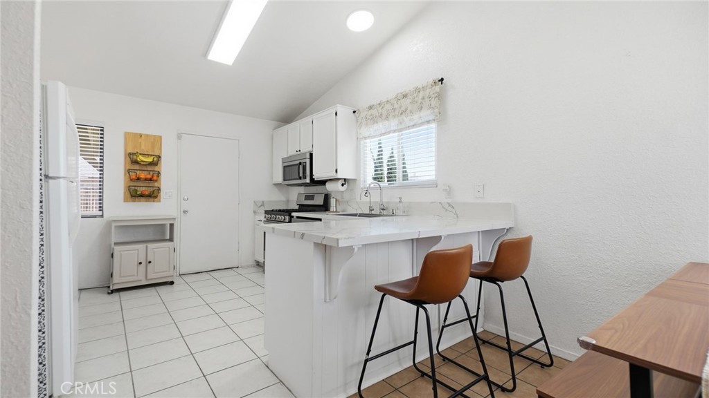 14128 Poplar Property Photo 13