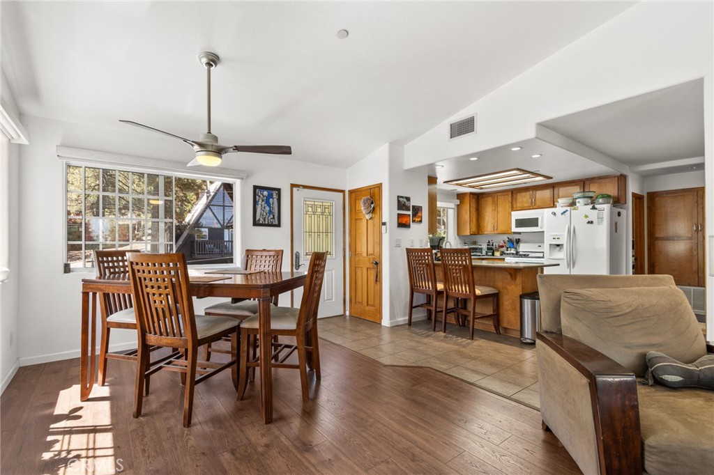2054 Slippery Elm Property Photo 12