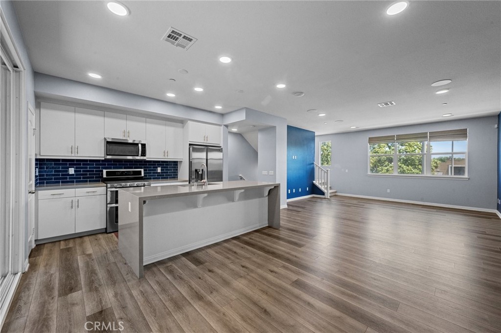 7819 Paxton Property Photo 8