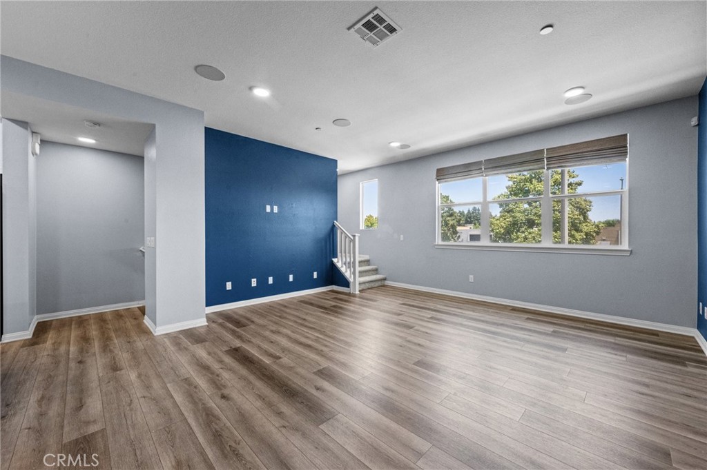 7819 Paxton Property Photo 11