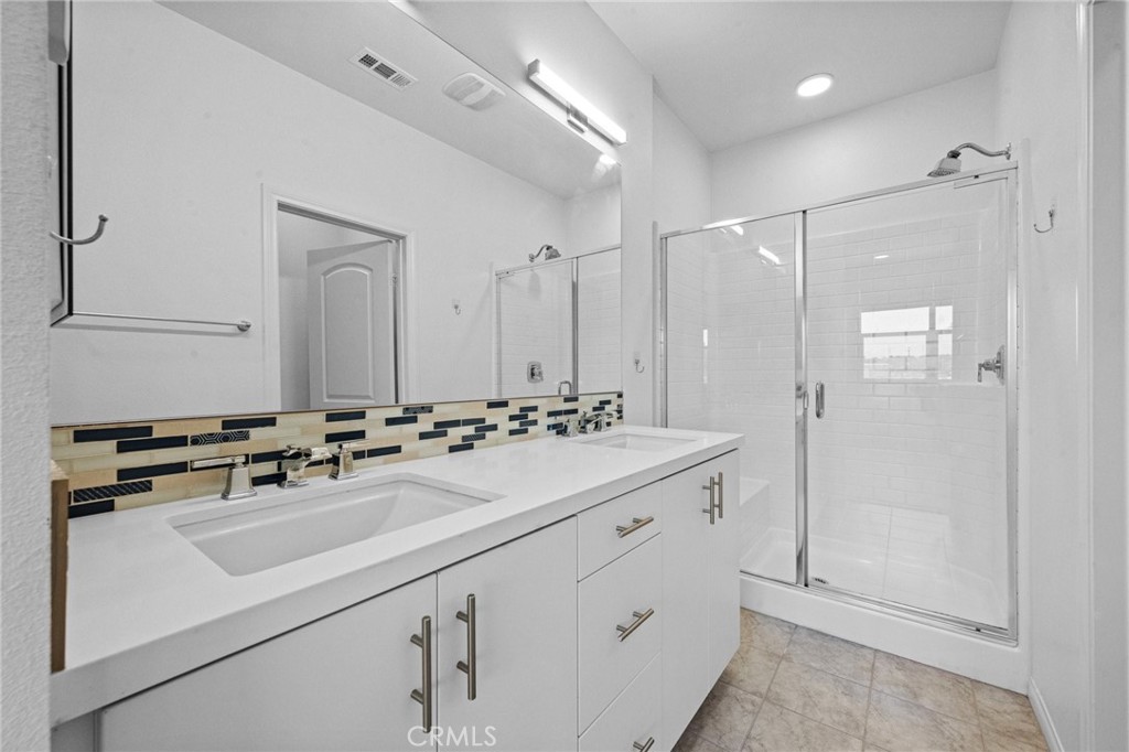 7819 Paxton Property Photo 16