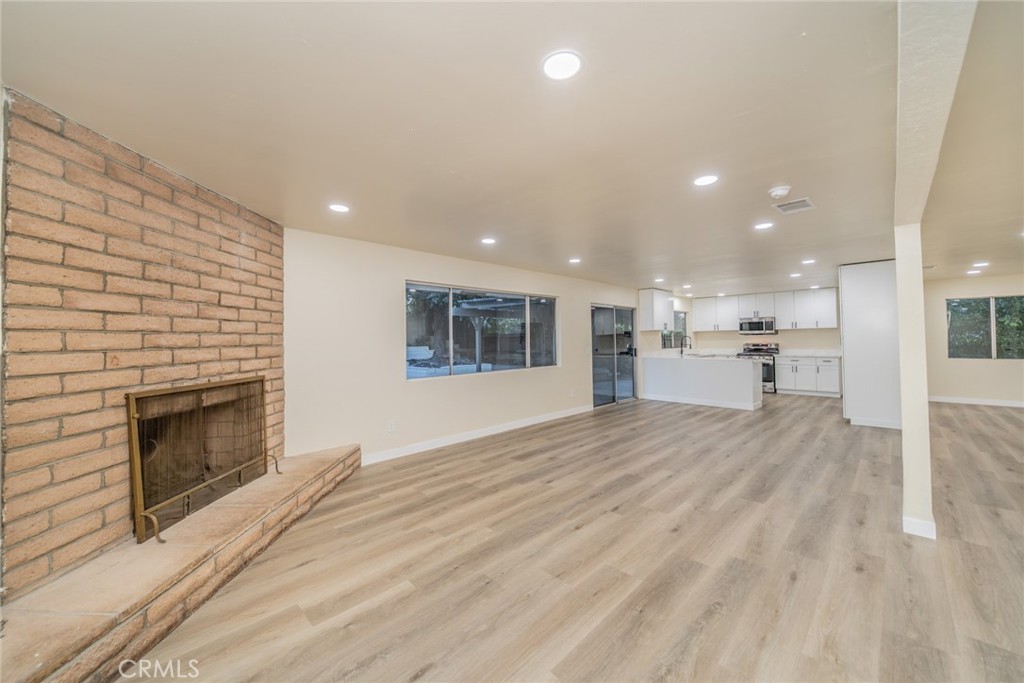 11410 Lombardy Property Photo 7