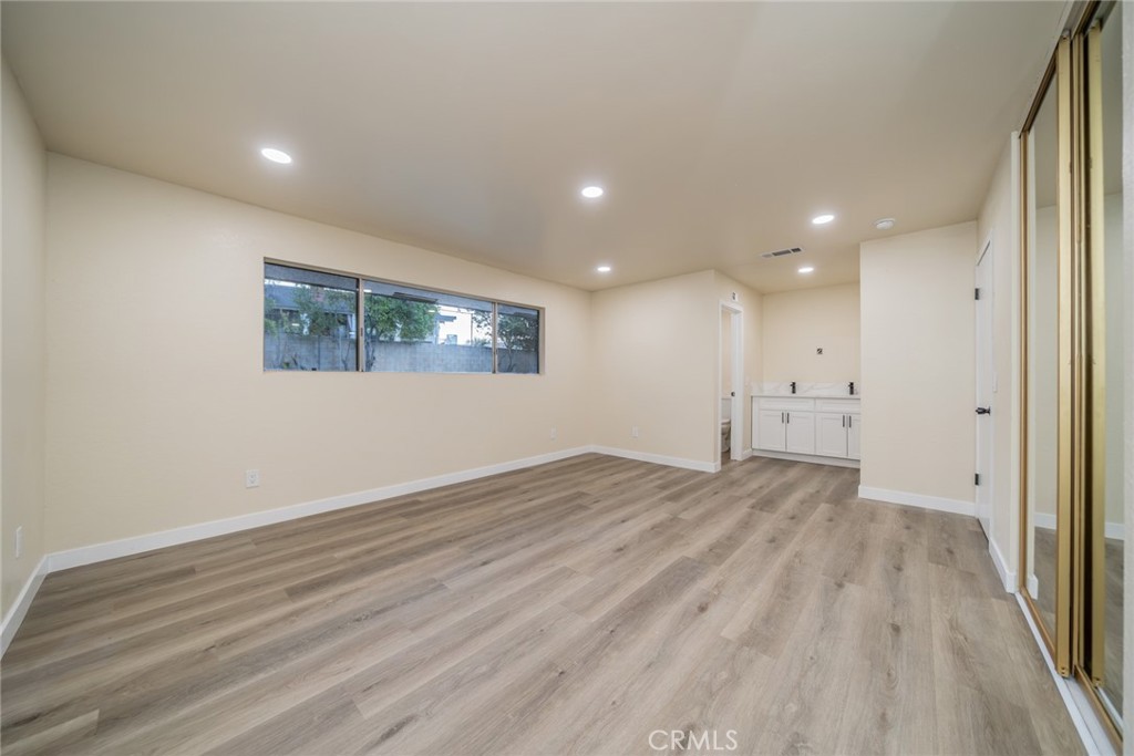 11410 Lombardy Property Photo 15