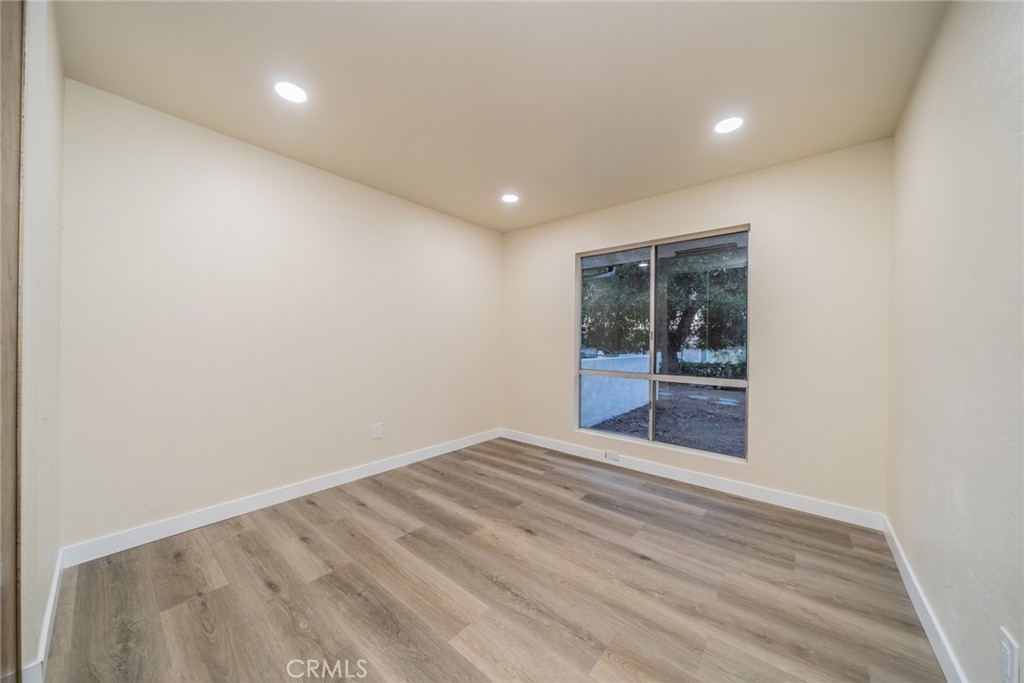 11410 Lombardy Property Photo 19