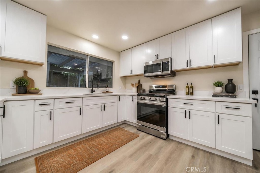 11410 Lombardy Property Photo 30