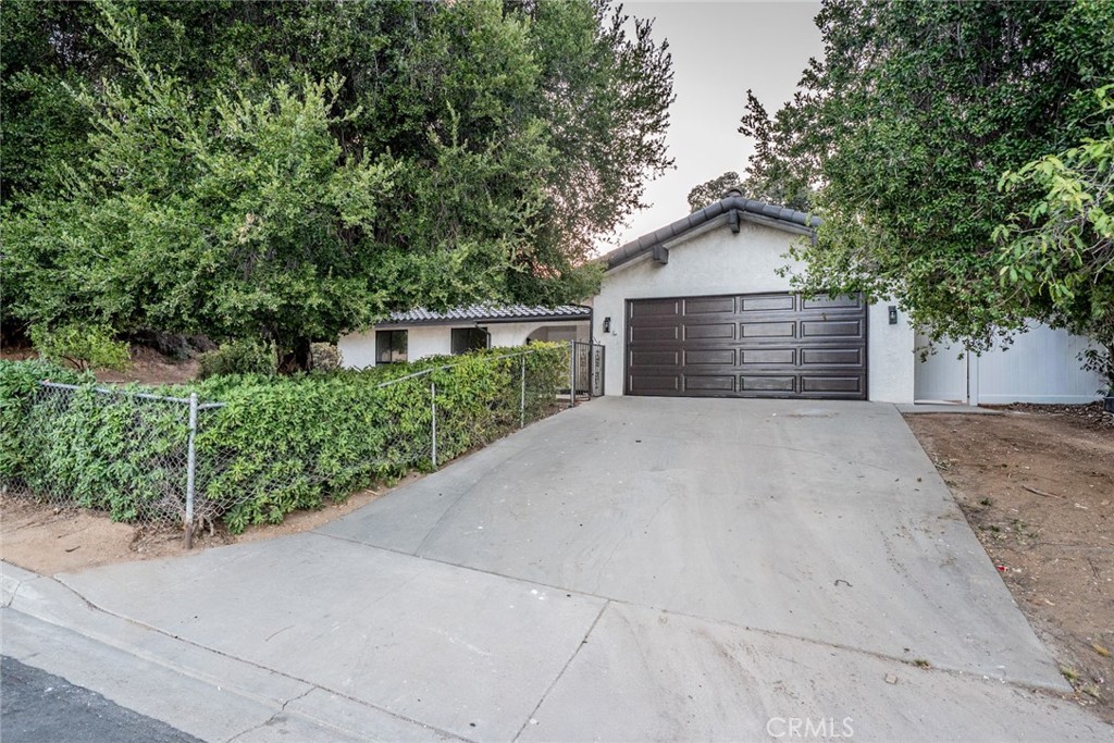11410 Lombardy Property Photo 39