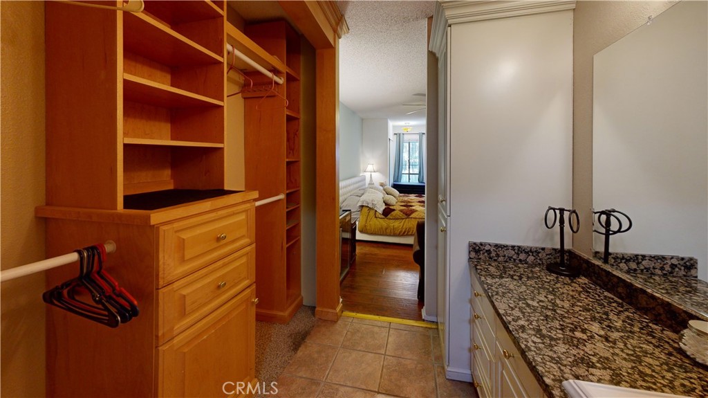 5205 E Waverly Drive 91 Property Photo 11