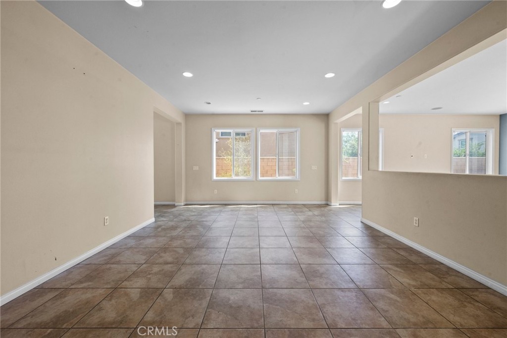 5430 Padua Way Property Photo 9