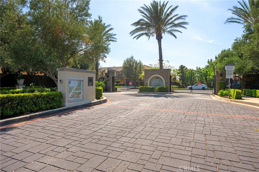 5430 Padua Way Property Photo 30