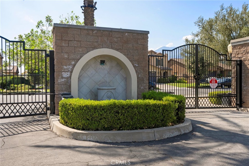 5430 Padua Way Property Photo 31