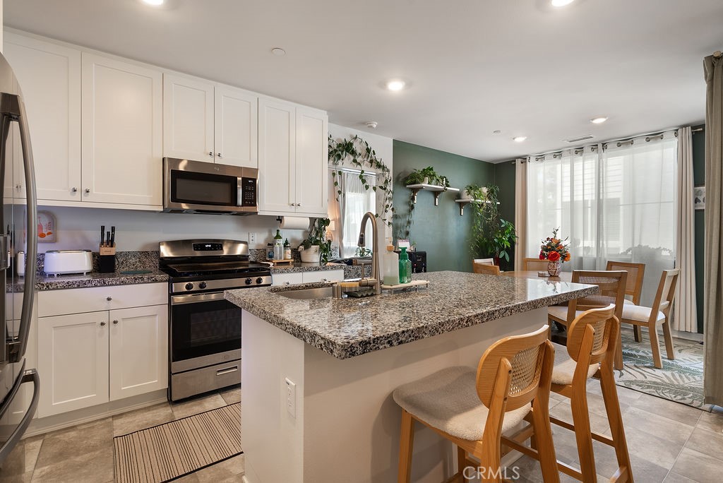 1000 N Tangent Privado 202 Property Photo 6