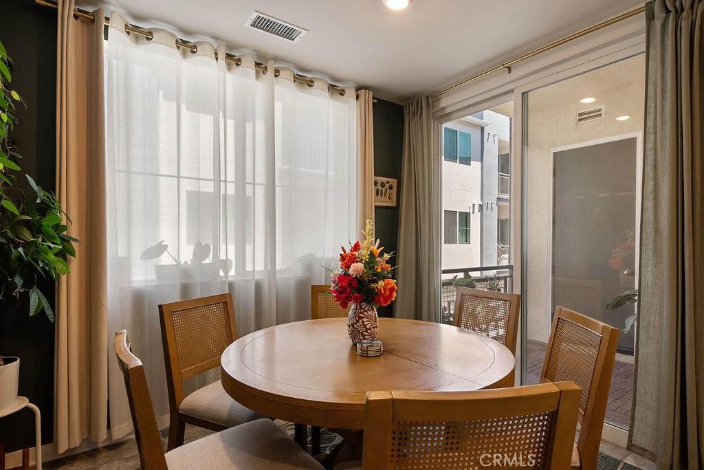 1000 N Tangent Privado 202 Property Photo 11