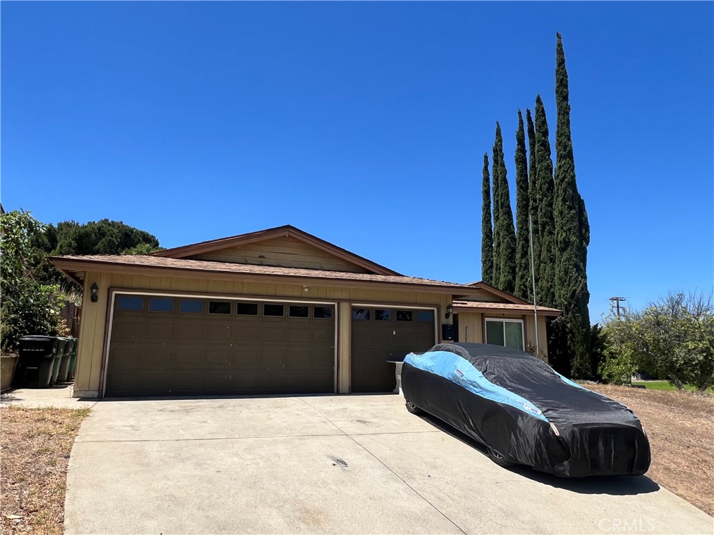 2302 Avenida Del Vista Property Photo 1