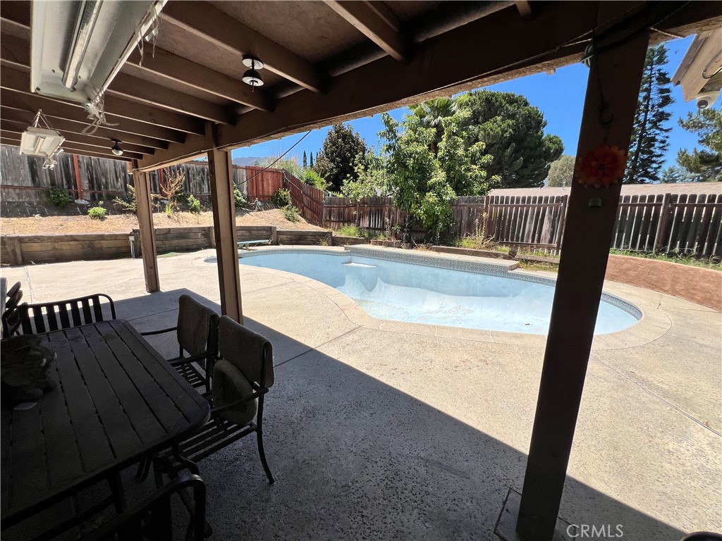 2302 Avenida Del Vista Property Photo 12