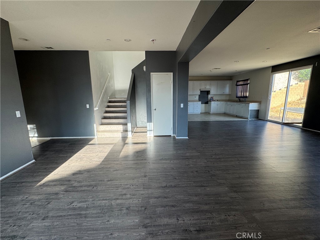 14277 Tonto Court Property Photo 3