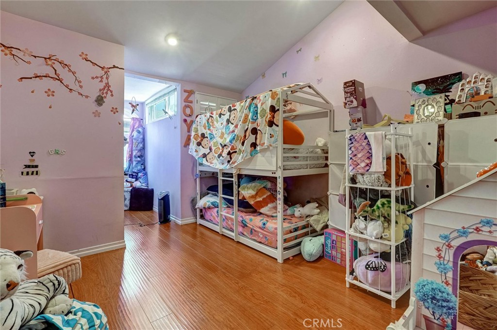 6323 Reseda 1 Property Photo 18