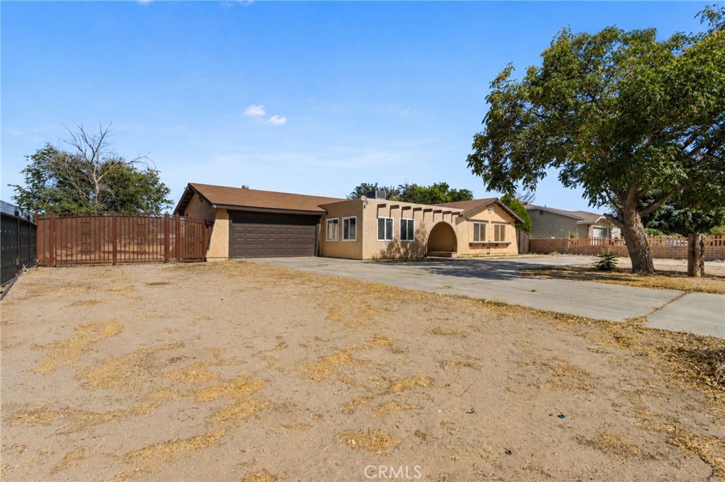 40912 169th E Property Photo 2