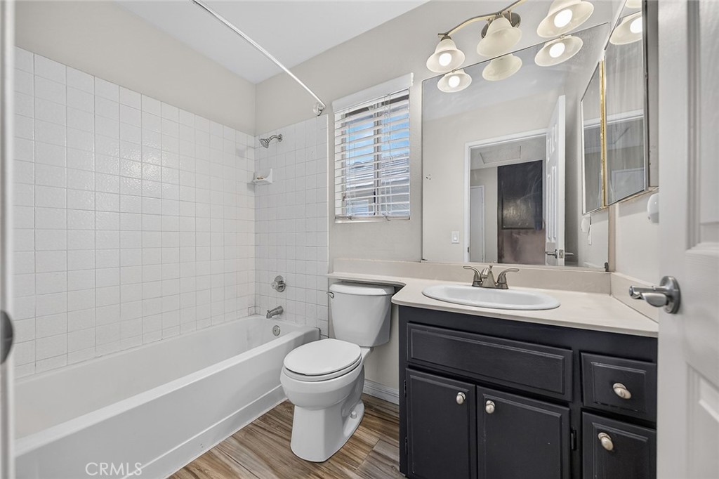 13562 Sutter Court Property Photo 11