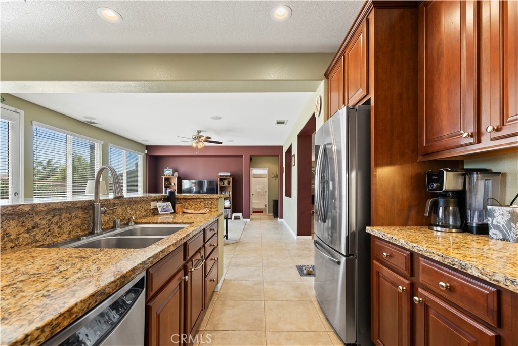 1639 Moss Rose Property Photo 6