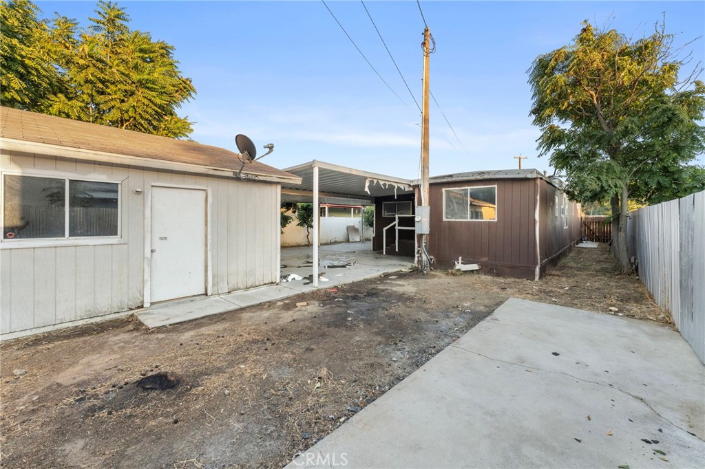 718 Willow Drive Property Photo 17